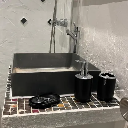 Apartamento Casa Atom A Pochi Passi Dall'oceano